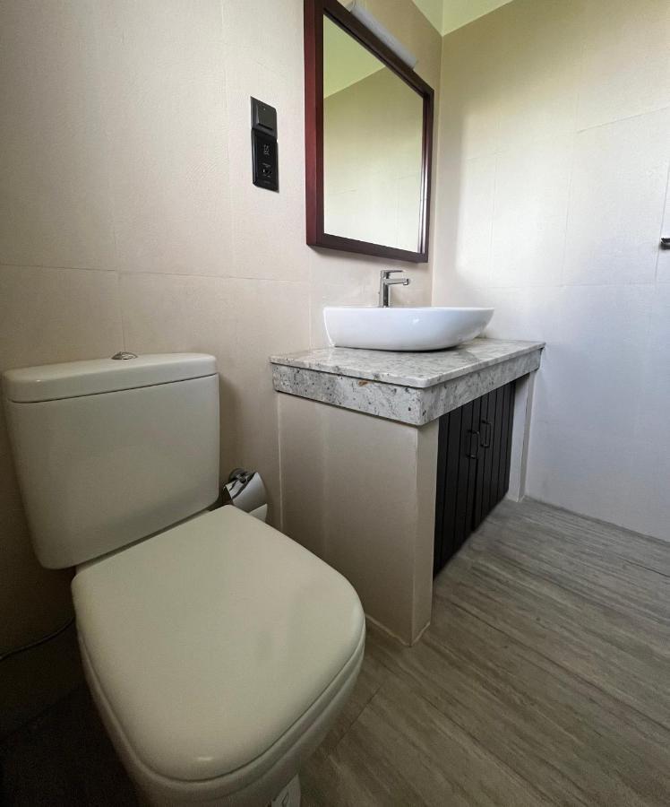 Driftwood Villa Pamunugama Kültér fotó